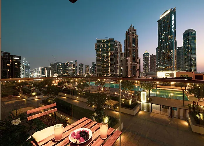 Downtown Luxurious 2Br Apartment Near Burj Khalifa